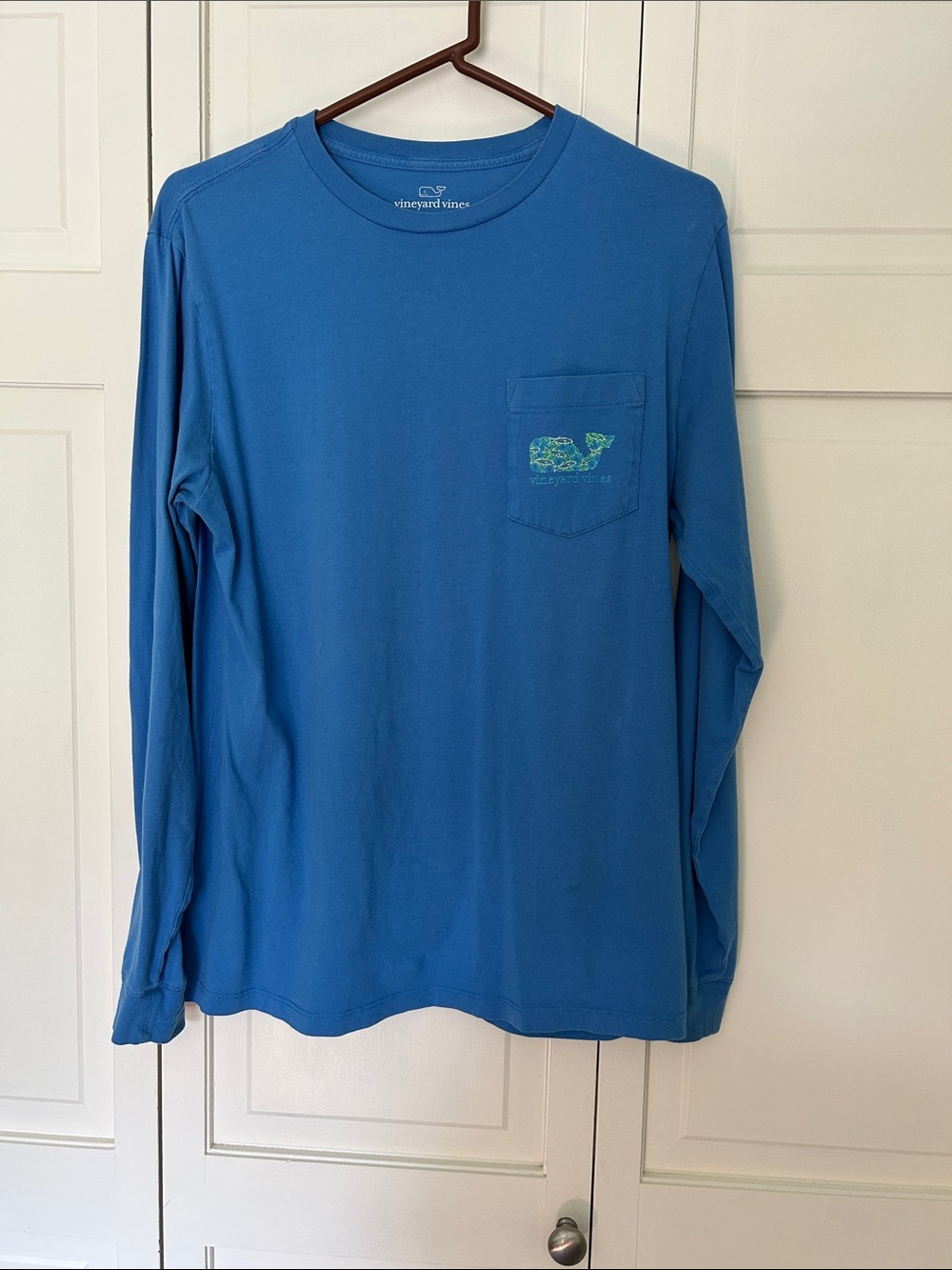 Vineyard Vines Men’s Small Long-Sleeve Pocket Tee - Blue with Lime Whale